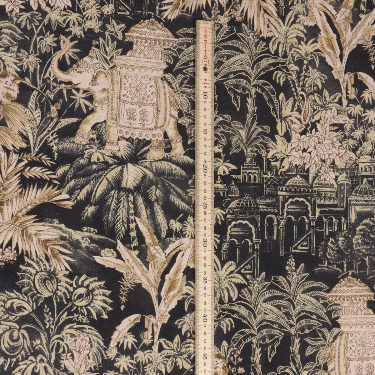 Chess Designs Hathi Onyx Fabric - Image 5