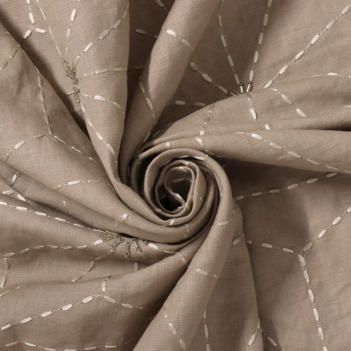 Clearance Voyage Estrella Fawn Fabric - Image 3
