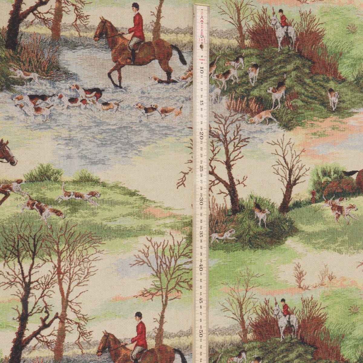 The Hunt Scene 140cm Fabric - Image 5