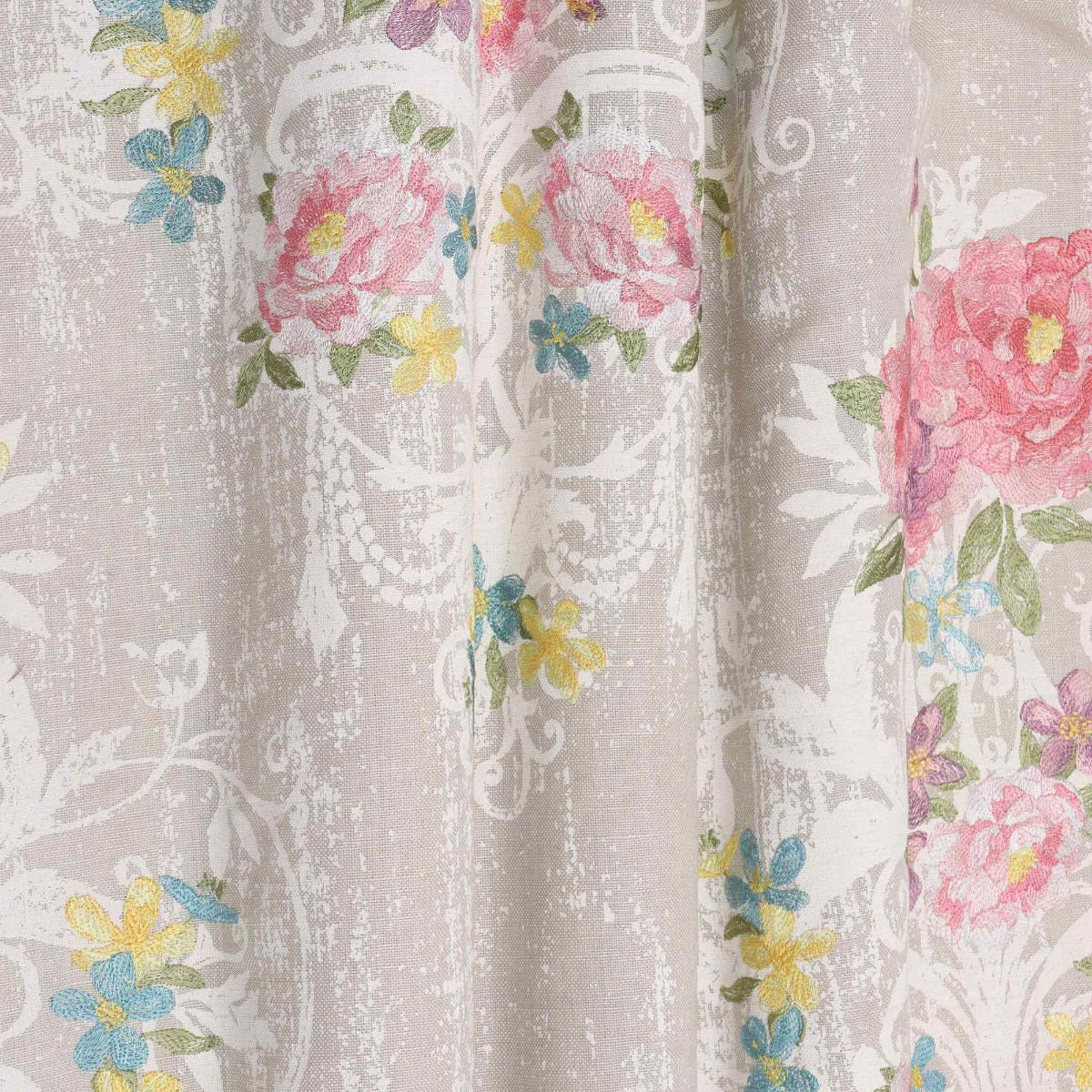 Clearance Voyage Maison Ainsley Peony Fabric - Image 7