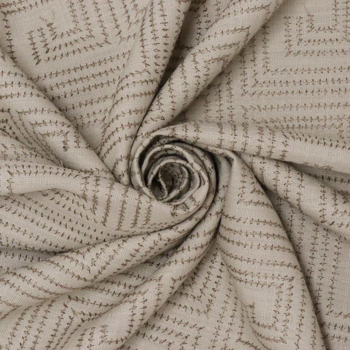 Clearance Voyage Maison Amur Silver Fabric - Image 3